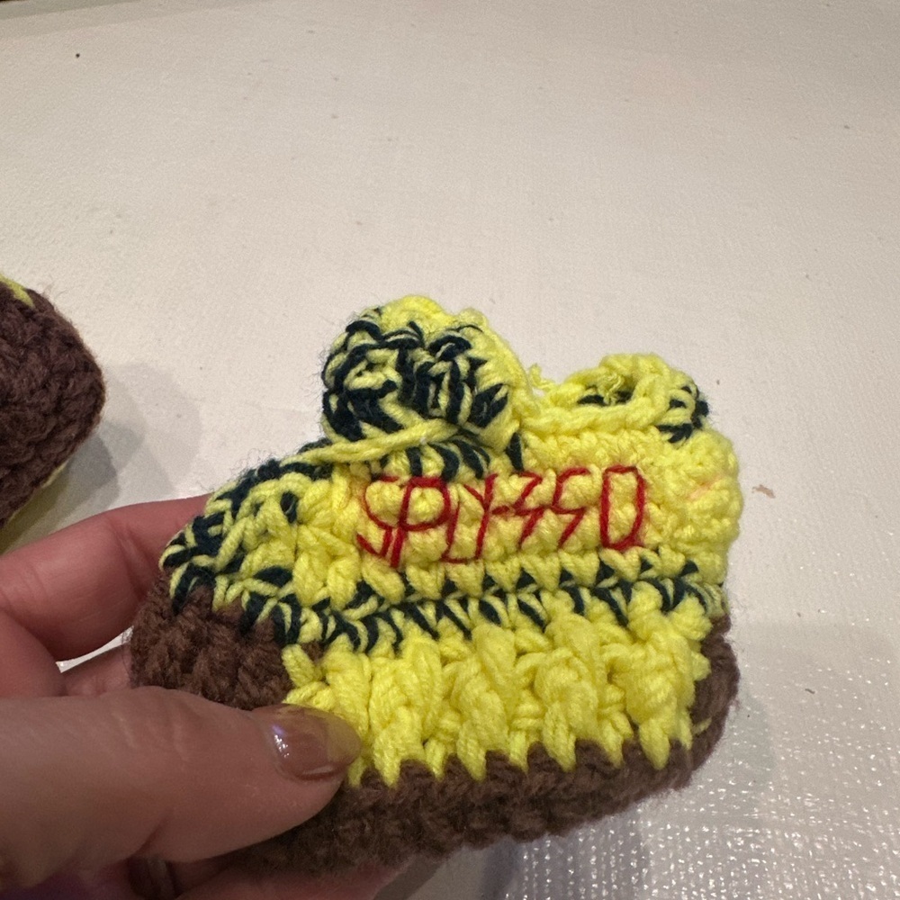 Handmade Crochet Kids Shoes - Green and Brown - Picture 5 of 9